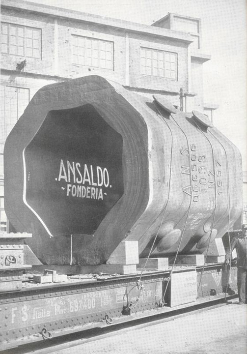 p. 16 (quarta di copertina), lingottiera ottagonale di ghisa ematite fusa al nostro stabilimento Acciaierie e Fonderie di Campi per la società "Terni"